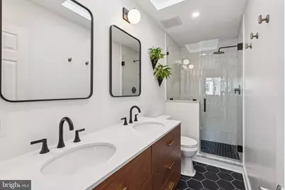 429 Gaskill Street, Philadelphia, PA 19147 - Photo 54