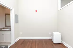 1411-6 Walnut St, Philadelphia, PA 19102 - Photo 18