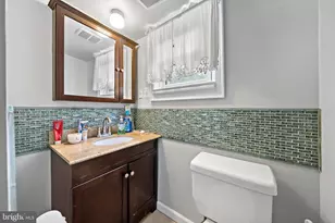 2141 Montrose St, Philadelphia, PA 19146 - Photo 10