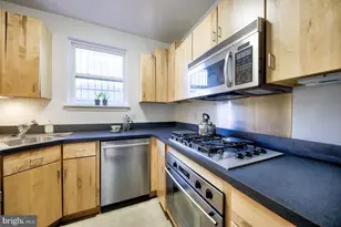 1807 Pemberton St, Philadelphia, PA 19146 - Photo 8