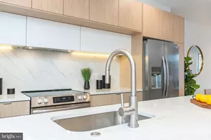 2030 N Lawrence St, Philadelphia, PA 19122 - Photo 18