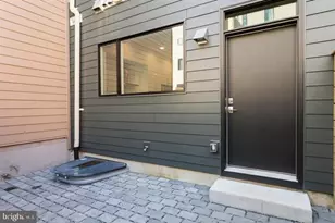 421 Wallace St, Philadelphia, PA 19123 - Photo 26