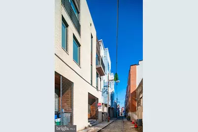 421 Wallace Street, Philadelphia, PA 19123 - Photo 2