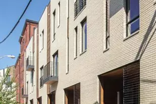 421 Wallace St, Philadelphia, PA 19123 - Photo 4