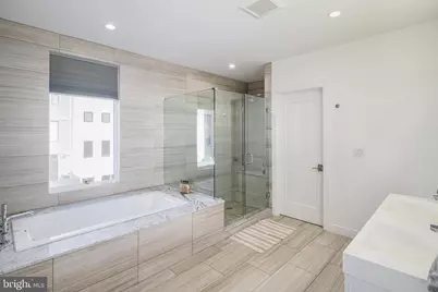 421 Wallace Street, Philadelphia, PA 19123 - Photo 14