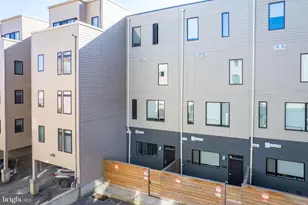 421 Wallace St, Philadelphia, PA 19123 - Photo 28