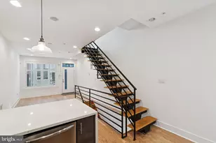 1825 Gerritt St, Philadelphia, PA 19146 - Photo 8