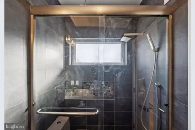 1825 Gerritt Street, Philadelphia, PA 19146 - Photo 18