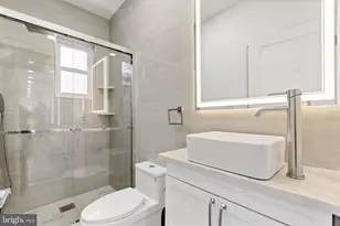 628 S 51st St, Philadelphia, PA 19143 - Photo 14