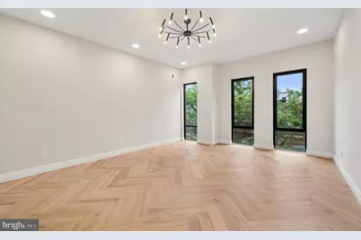 108 N Van Pelt Street, Philadelphia, PA 19103 - Photo 18