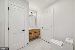 108 N Van Pelt St, Philadelphia, PA 19103 - Photo 26