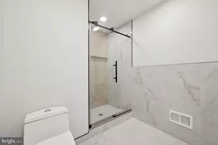 108 N Van Pelt St, Philadelphia, PA 19103 - Photo 26