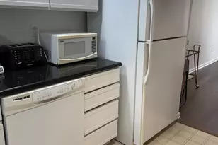 200 Lombard St, Philadelphia, PA 19147 - Photo 14