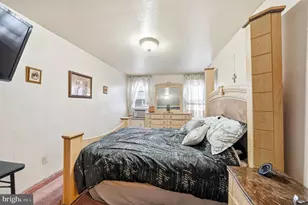 1377 Kennedy St, Philadelphia, PA 19124 - Photo 18