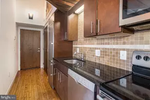 1201 Fitzwater St, Philadelphia, PA 19147 - Photo 18