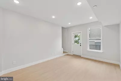 518 W Susquehanna Avenue, Philadelphia, PA 19122 - Photo 36