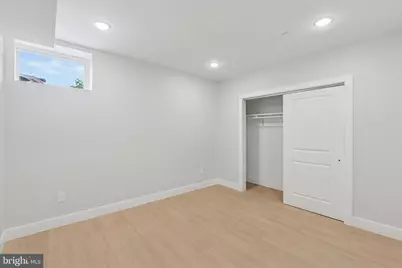 518 W Susquehanna Avenue, Philadelphia, PA 19122 - Photo 12