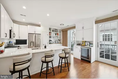 610 Captains Way, Philadelphia, PA 19146 - Photo 8