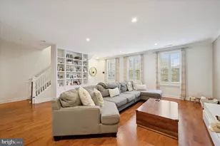 610 Captains Way, Philadelphia, PA 19146 - Photo 4