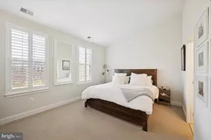 610 Captains Way, Philadelphia, PA 19146 - Photo 18