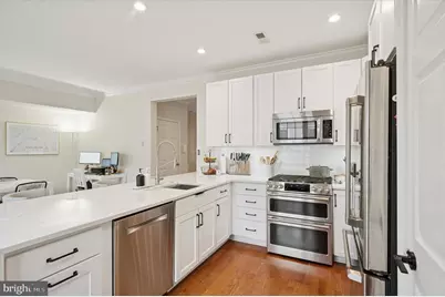 610 Captains Way, Philadelphia, PA 19146 - Photo 10