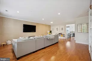 610 Captains Way, Philadelphia, PA 19146 - Photo 2