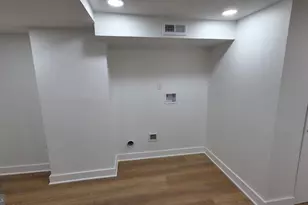 560 E Carver St, Philadelphia, PA 19120 - Photo 14