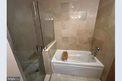 1100 S Broad Street #302C, Philadelphia, PA 19146 - Photo 12