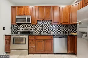 2540 Collins St, Philadelphia, PA 19125 - Photo 4