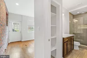 924 S 11th St, Philadelphia, PA 19147 - Photo 14