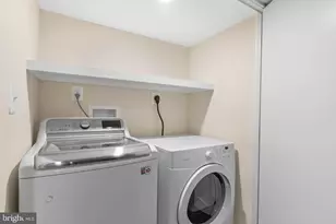 924 S 11th St, Philadelphia, PA 19147 - Photo 26