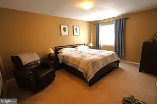 3750 Clarendon Ave, Philadelphia, PA 19114 - Photo 12