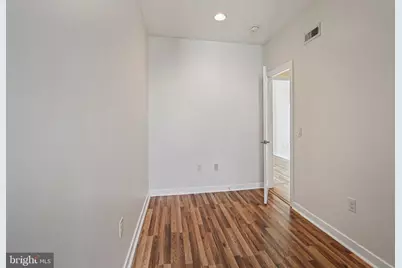 137 W Porter Street, Philadelphia, PA 19148 - Photo 16