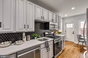 1553 S Woodstock St, Philadelphia, PA 19146 - Photo 6