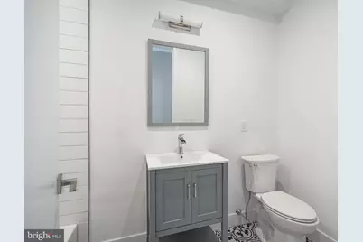 542 Pierce Street, Philadelphia, PA 19148 - Photo 16