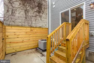 542 Pierce St, Philadelphia, PA 19148 - Photo 36