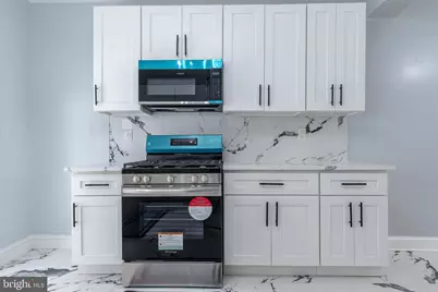 2226 Sepviva Street, Philadelphia, PA 19125 - Photo 10