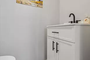 455 Delmar St, Philadelphia, PA 19128 - Photo 4