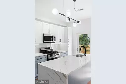 2650 Earp Street, Philadelphia, PA 19146 - Photo 12
