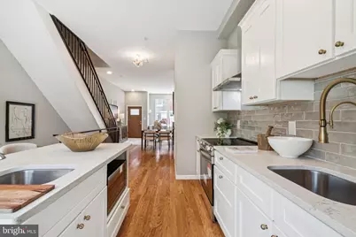 109 Watkins Street, Philadelphia, PA 19148 - Photo 12