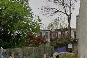 2402 N 17th St, Philadelphia, PA 19132 - Photo 1