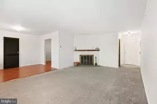 4000 Gypsy Ln, Philadelphia, PA 19129 - Photo 4