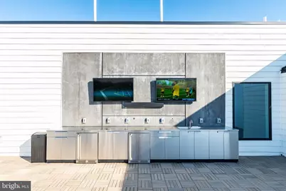 1130 N Delaware Avenue #627, Philadelphia, PA 19125 - Photo 32