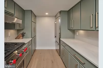 18 Saint James Court, Philadelphia, PA 19106 - Photo 10