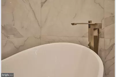 18 Saint James Court, Philadelphia, PA 19106 - Photo 14