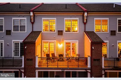 303 Captains Way, Philadelphia, PA 19146 - Photo 2