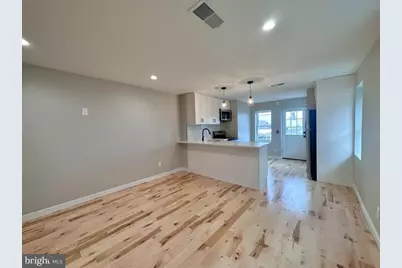 2821 W Girard Avenue #3RD FLOOR, Philadelphia, PA 19130 - Photo 2