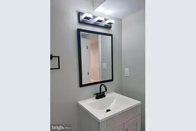 2821 W Girard Avenue #3RD FLOOR, Philadelphia, PA 19130 - Photo 14