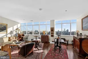 201-59 N 8th St, Philadelphia, PA 19106 - Photo 2