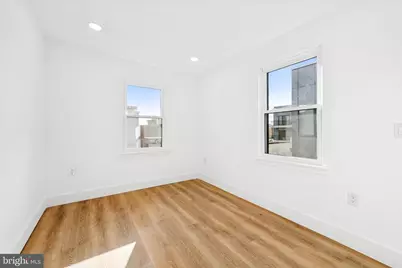 2424 W Thompson Street, Philadelphia, PA 19121 - Photo 32